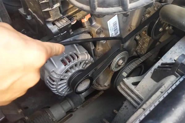 三门转速传感器的工作原理是什么？